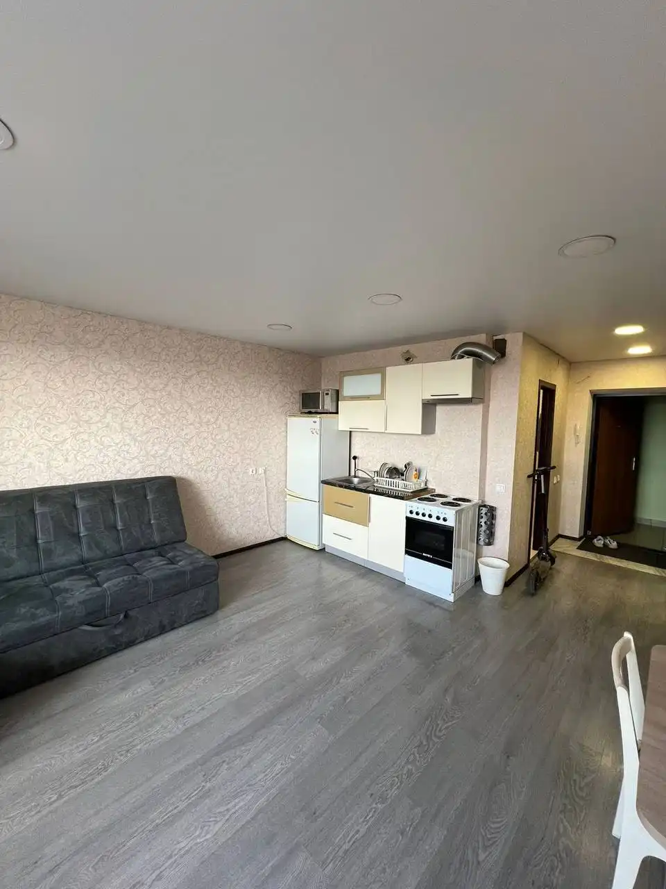 Студия в Инорсе (Ферина) с ремонтом и мебелью