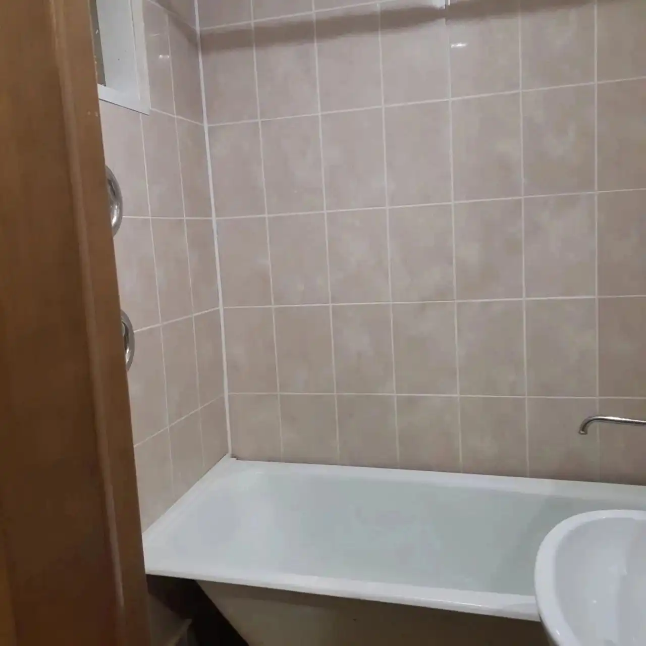 Сдается 1-комнатная квартира с ремонтом и мебелью на ул. Российской