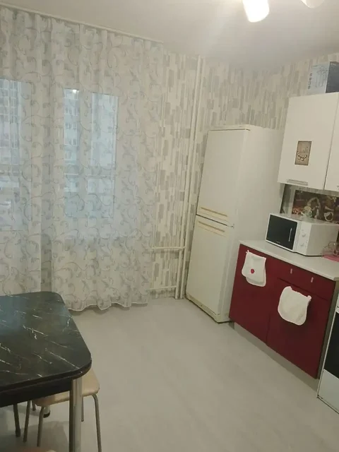 Сдается однокомнатная квартира в новом доме в Затоне - Недвижимость в Уфа