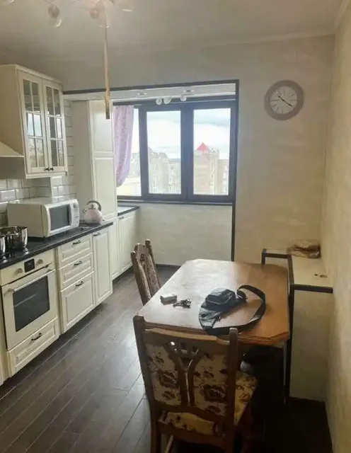 Сдается двушка с ремонтом на ул. Адмирала Макарова, Уфа - Аренда посуточно в Уфа