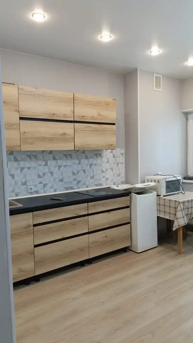 Сдается однокомнатная квартира-студия в Зеленой Роще - Аренда квартир (Недвижимость) в Уфа