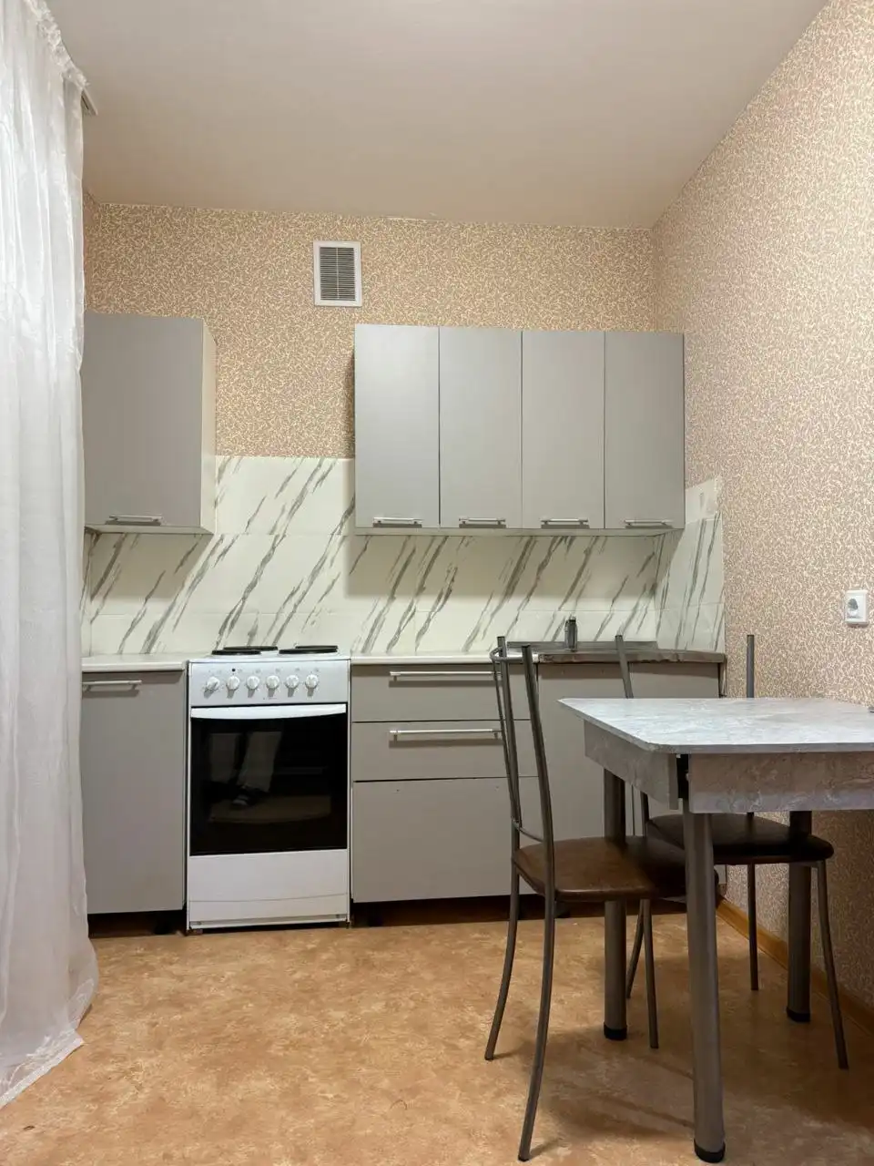 Сдается 1 комнатная квартира в Зеленой роще, мкр Кузнецовский Затон, ул Б.Имашева - Аренда квартир (Недвижимость) в Уфа