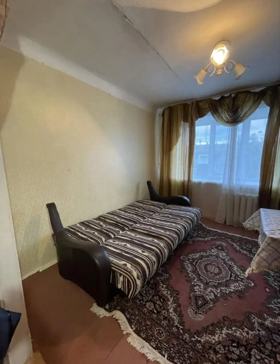 Сдается изолированная комната в семейном общежитии - Аренда комнат (Недвижимость) в Уфа