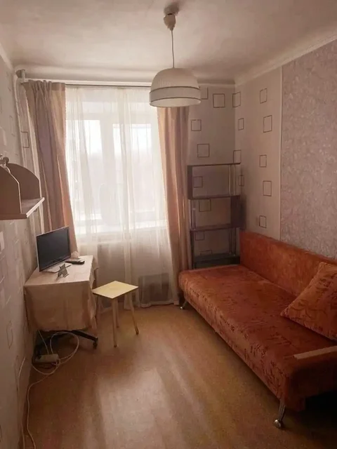 Сдается изолированная комната в двухкомнатной квартире - Недвижимость в Уфа