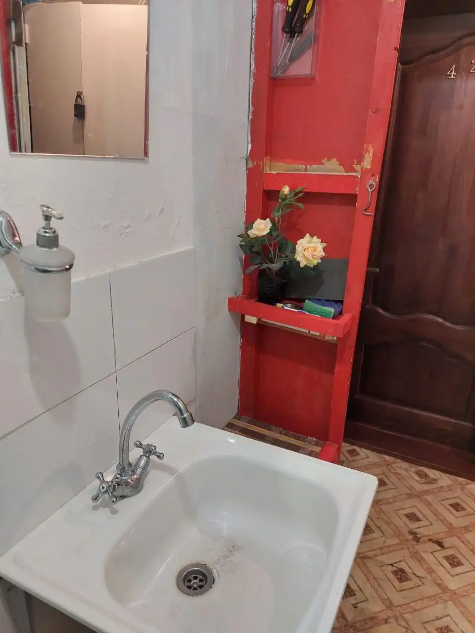 Сдается изолированная комната в малосемейке на Бульваре Молодежи - Аренда квартир и комнат (Недвижимость) в Уфа