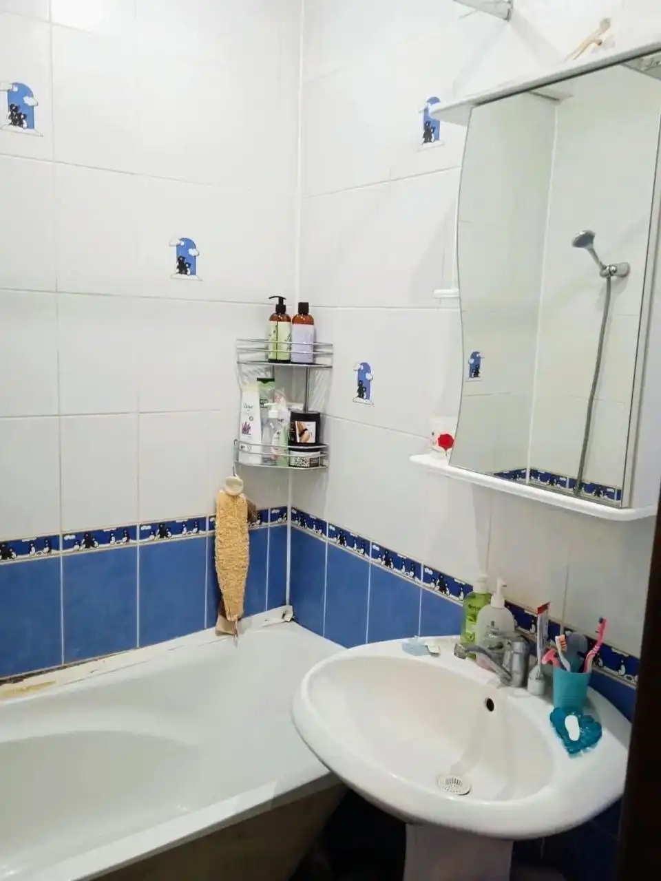 Сдается изолированная комната в двухкомнатной квартире - Аренда комнат (Недвижимость) в Уфа