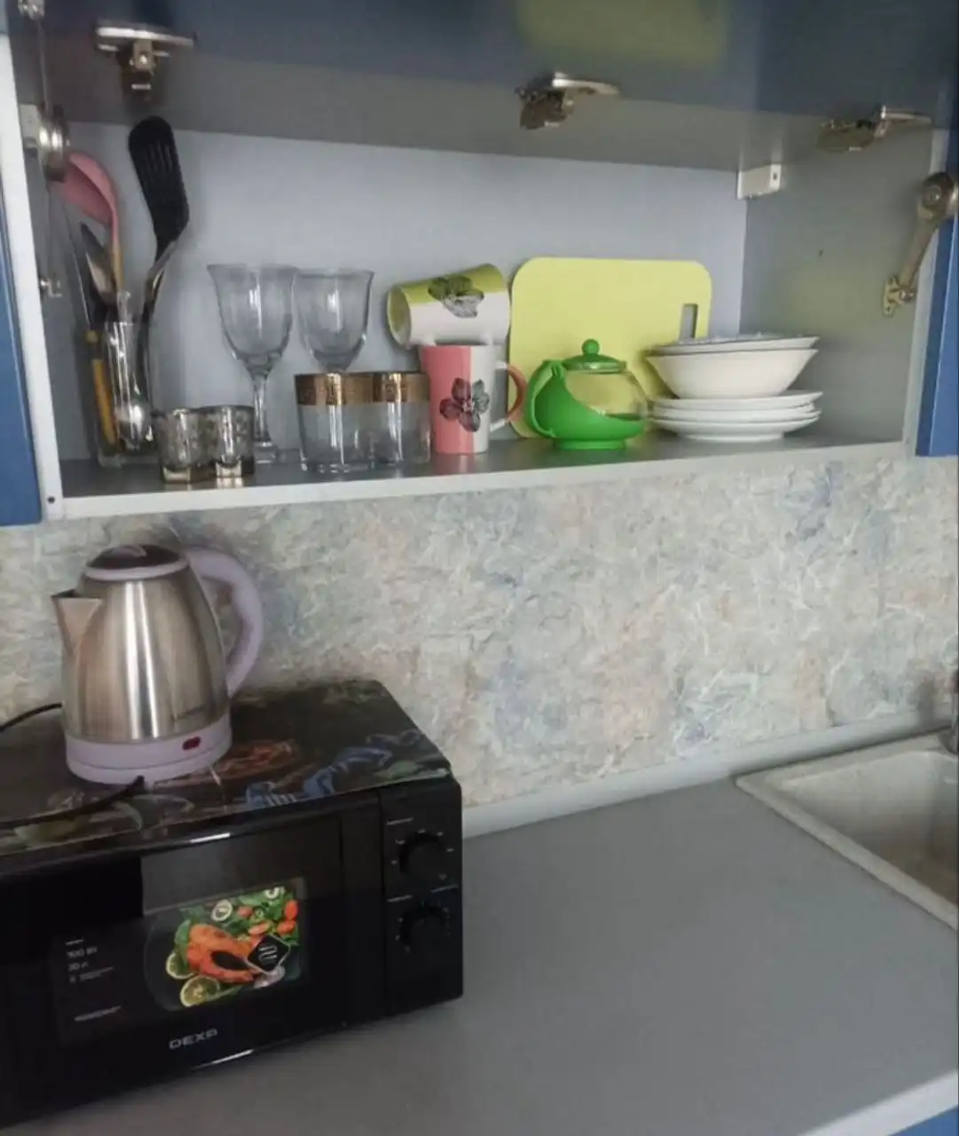 Сдается однокомнатная квартира-студия в новом доме на ул. Столярова - Аренда квартир (Недвижимость) в Уфа