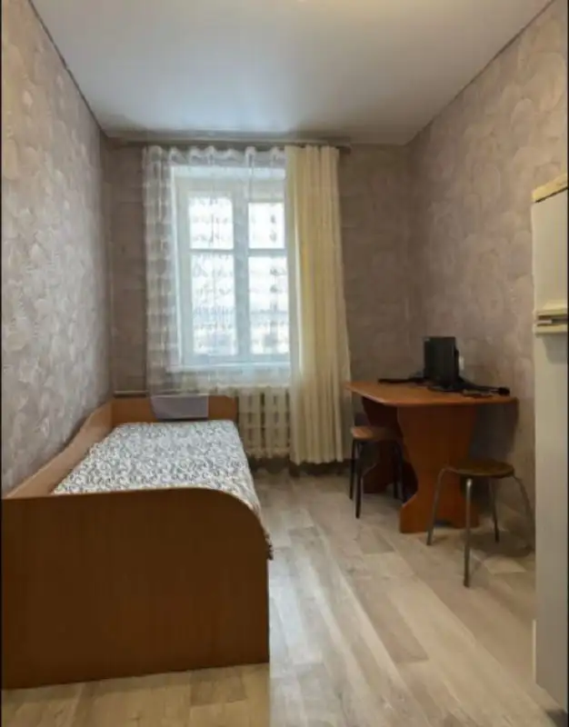 Сдается изолированная комната в трехкомнатной квартире - Аренда (Недвижимость) в Уфа