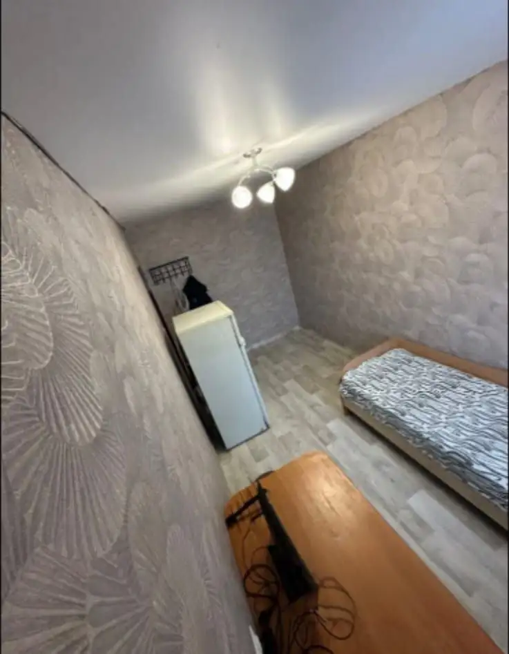 Сдается изолированная комната в трехкомнатной квартире - Аренда (Недвижимость) в Уфа