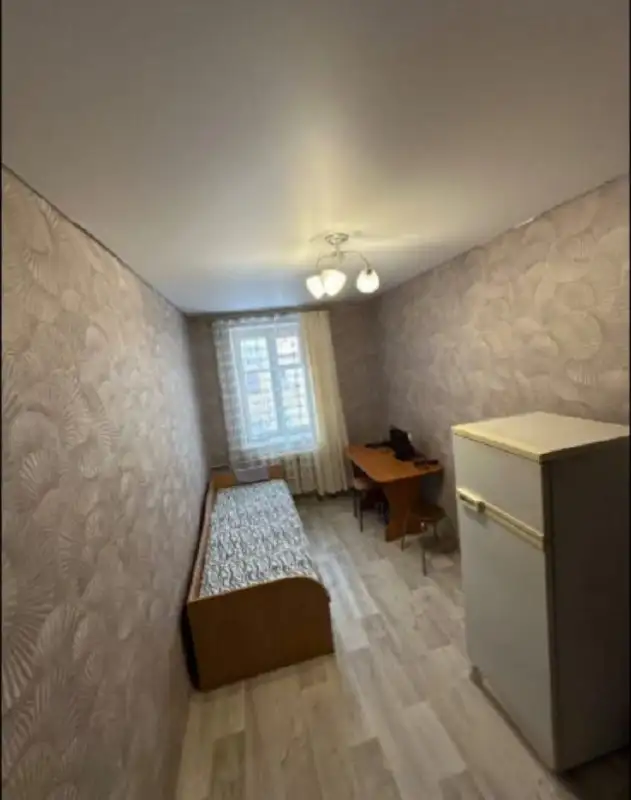 Сдается изолированная комната в трехкомнатной квартире - Аренда (Недвижимость) в Уфа