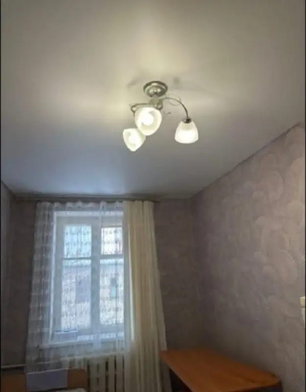 Сдается изолированная комната в трехкомнатной квартире - Аренда (Недвижимость) в Уфа