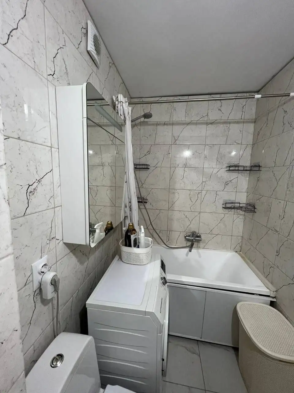 Сдается квартира-студия в Дёме, мкр Яркий - Аренда квартир (Недвижимость) в Дёма