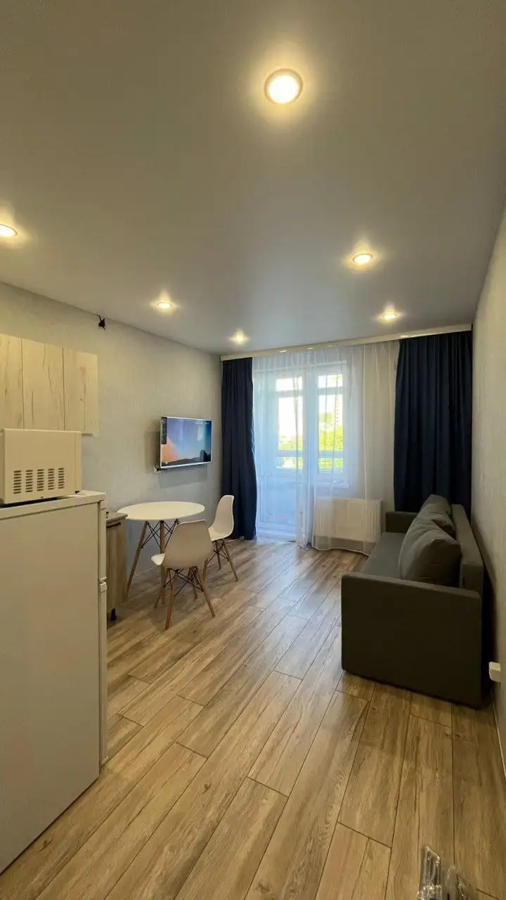 Сдается квартира студия в новом доме с ремонтом и мебелью - Аренда квартир (Недвижимость) в Уфа