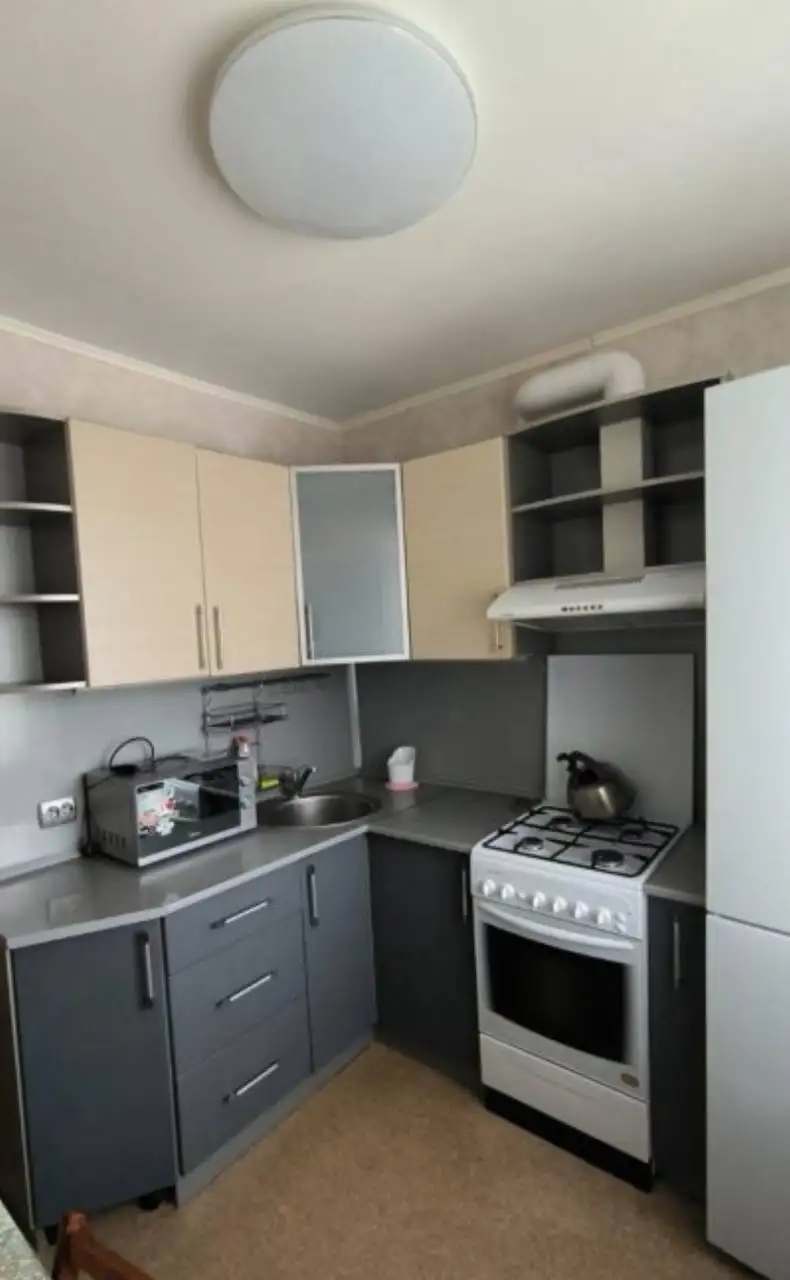 Сдается просторная 2-комнатная квартира на Бульваре Славы - Аренда квартир (Недвижимость) в Уфа