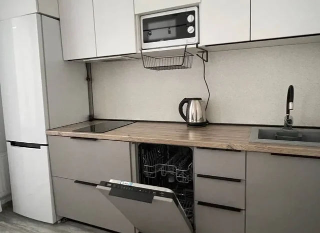 Сдается студия с новым ремонтом - Аренда квартир в Уфа