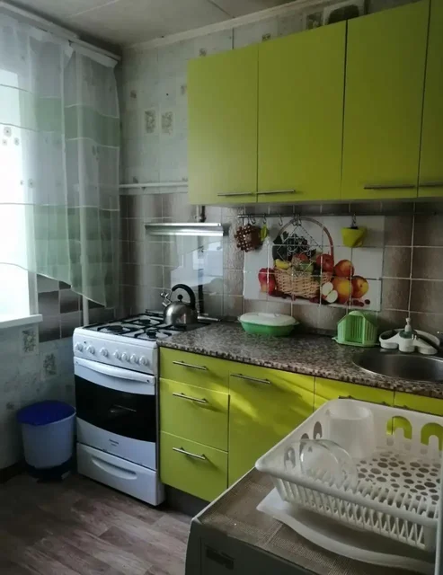 Сдается двухкомнатная квартира на Проспекте Октября, Уфа - Дома, дачи, коттеджи в Уфа