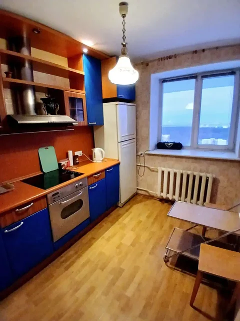 Сдается двухкомнатная квартира на Проспекте Октября в Уфе - Дома, дачи, коттеджи в Уфа