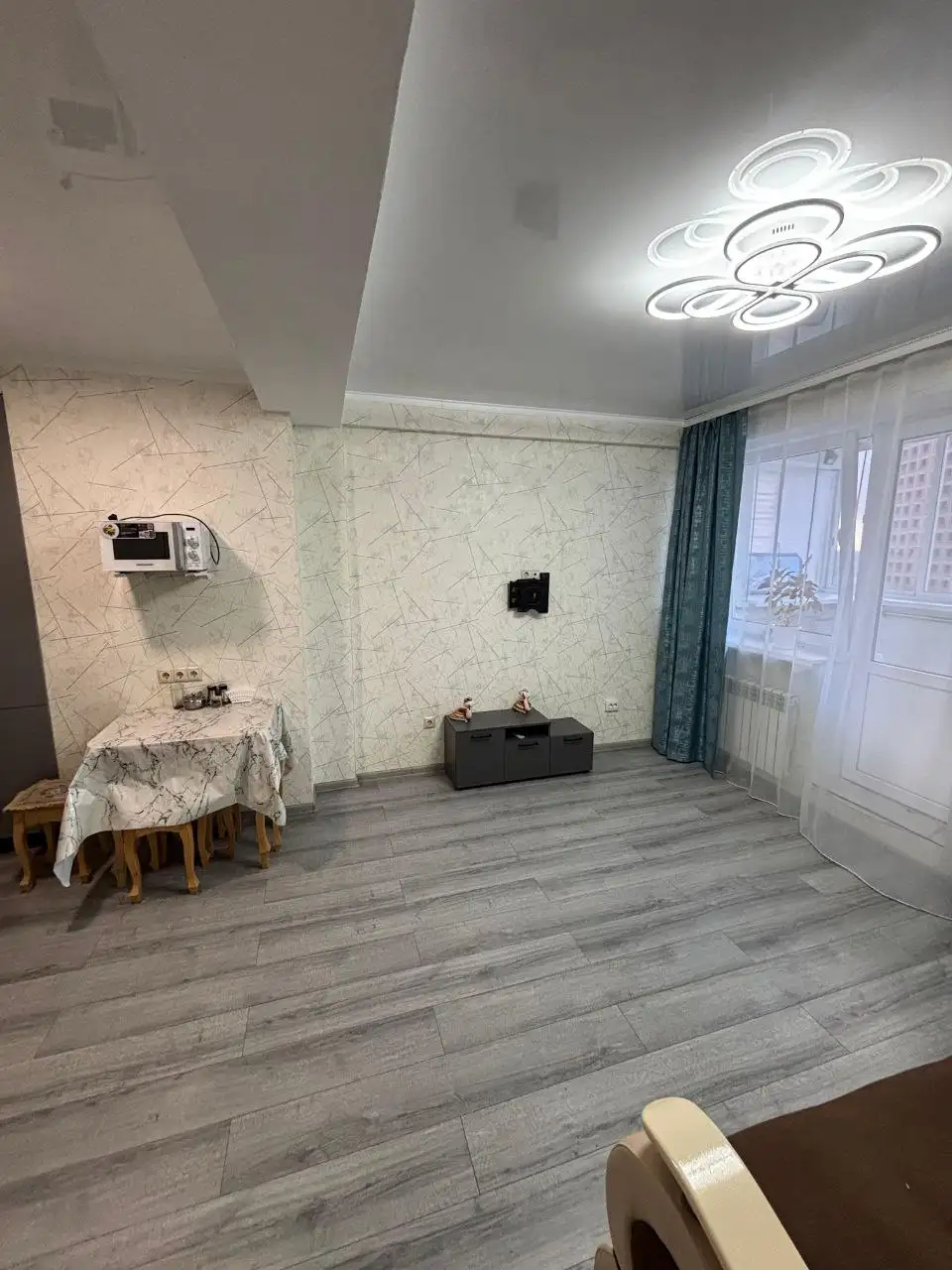 Сдается однокомнатная квартира-студия в микрорайоне Затон, Уфа - Аренда квартир (Недвижимость) в Уфа