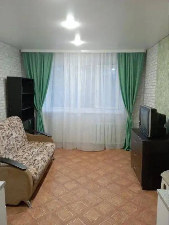 Сдается изолированная комната в семейном общежитии - Аренда комнат (Недвижимость) в Уфа