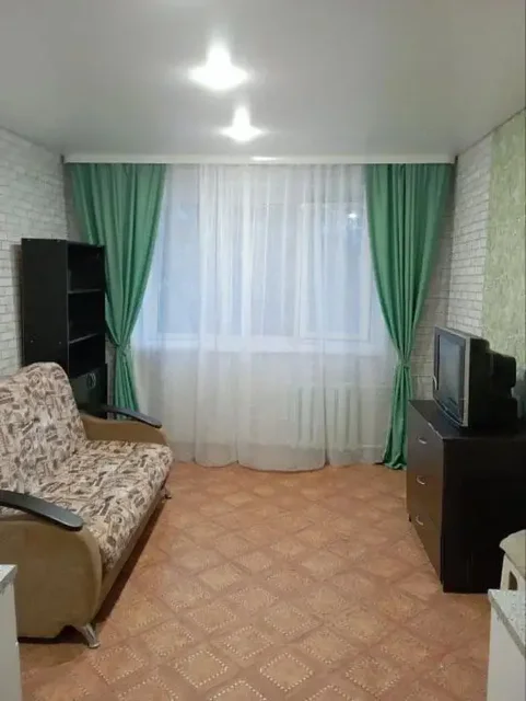 Сдается изолированная комната в семейном общежитии - Дома в Уфа