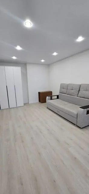 Сдается 1-комнатная квартира в центре Уфы - Дома в Уфа