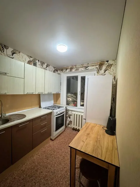 Сдается однокомнатная квартира в центре Уфы - Дома в Уфа