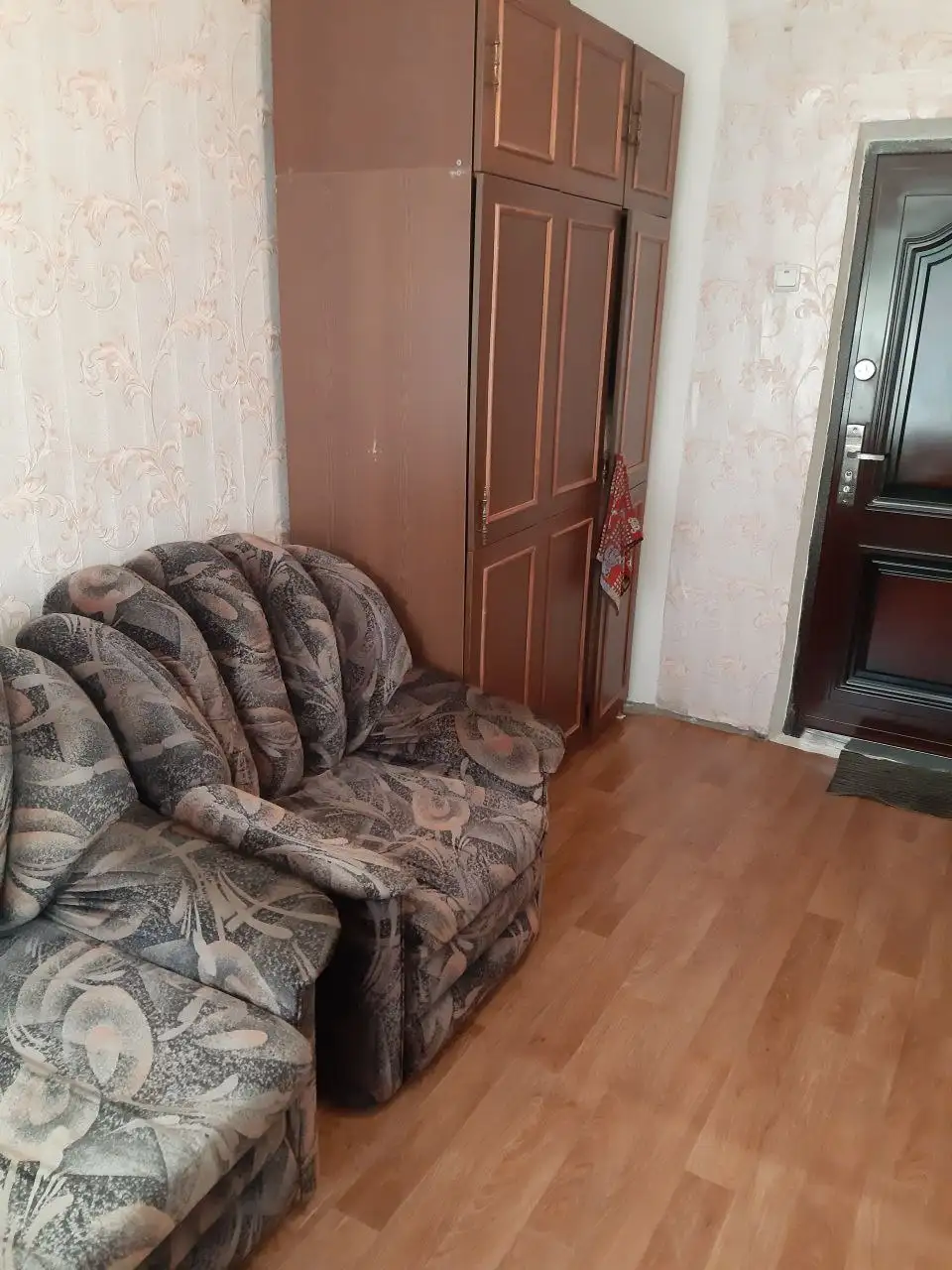 Сдается изолированная комната в семейном общежитии Уфы - Аренда комнат (Недвижимость) в Уфа