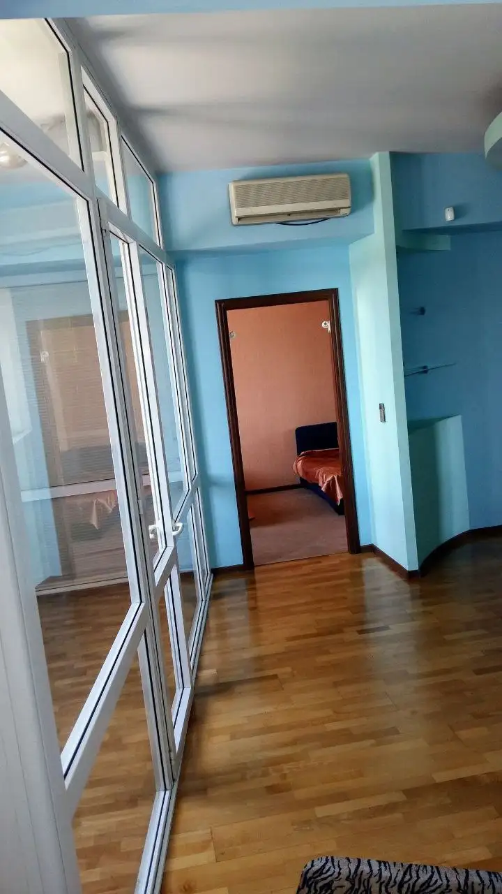 Сдается трешка с ремонтом и мебелью на Проспекте Октября - Аренда квартир (Недвижимость) в Уфа