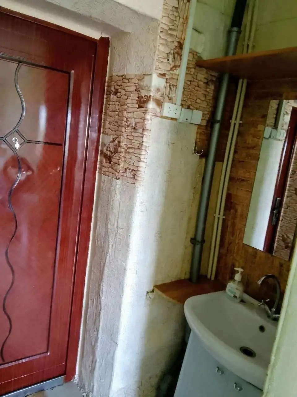 Сдается комната в семейном общежитии в Уфе - Аренда комнаты (Недвижимость) в Уфа