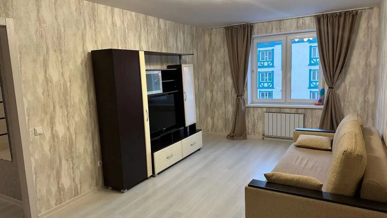 Сдается двухкомнатная квартира в Кузнецовском Затоне - Квартиры (Недвижимость) в Уфа