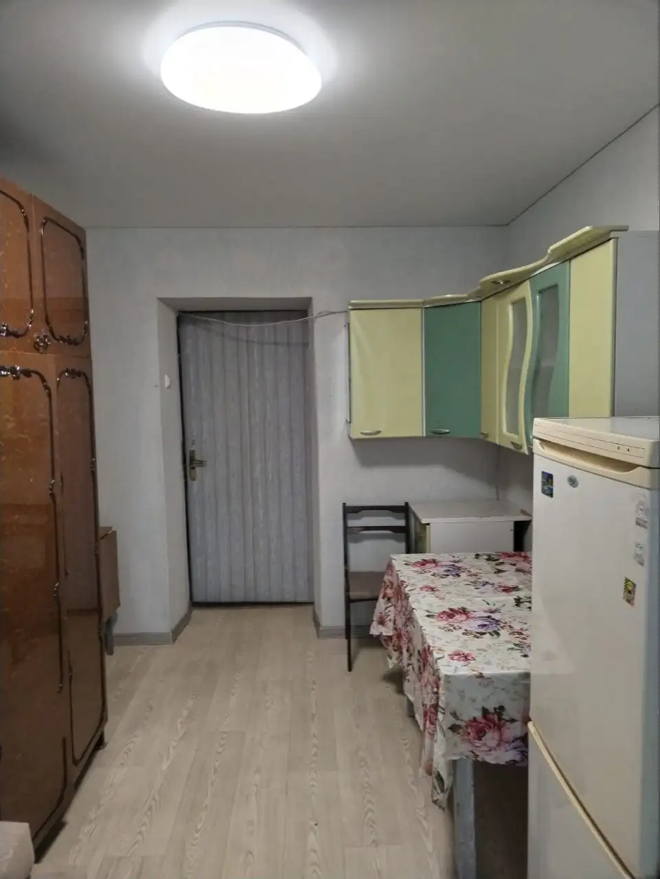 Сдается комната в центре Уфы - Посуточная аренда и комнаты (Недвижимость) в Уфа