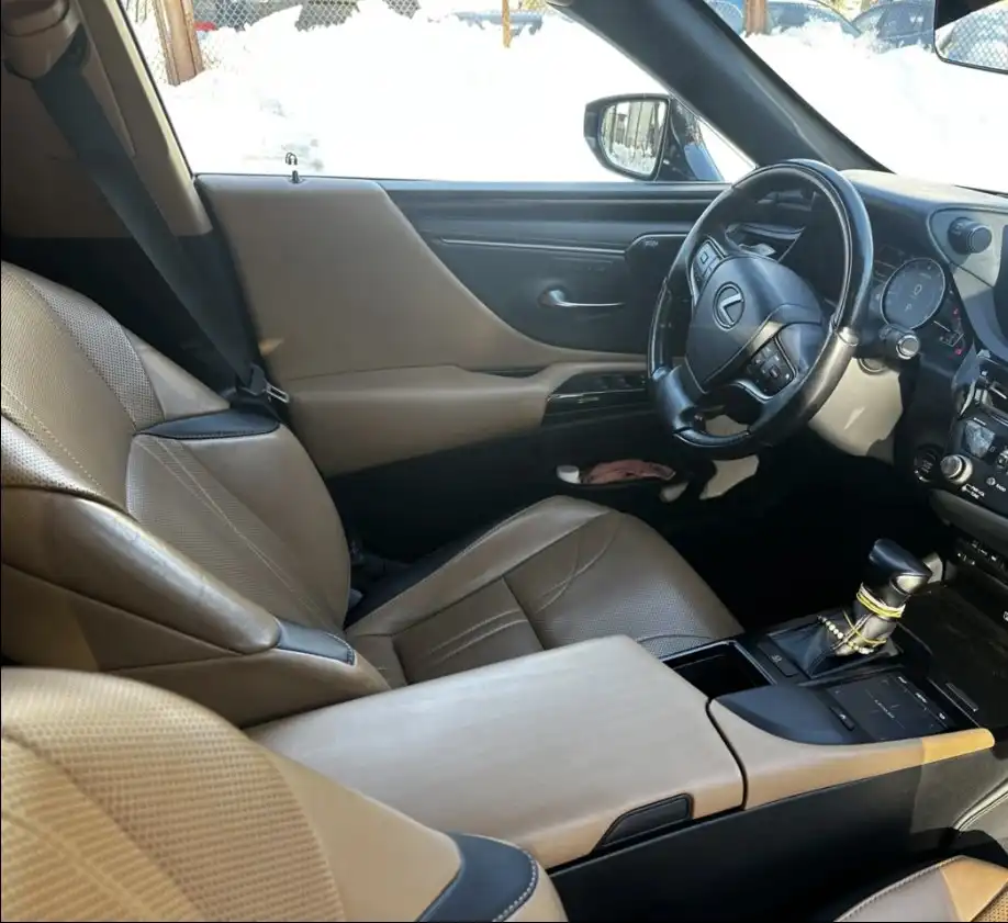 Lexus ES 2022 VII поколение XZ10 рестайлинг - Легковые автомобили (Авто) в Москва