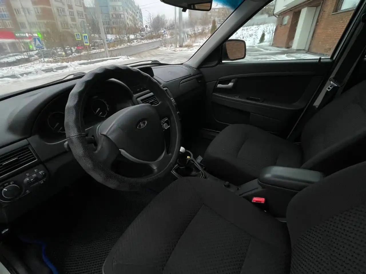 Продам Lada Priora 2 2013 года