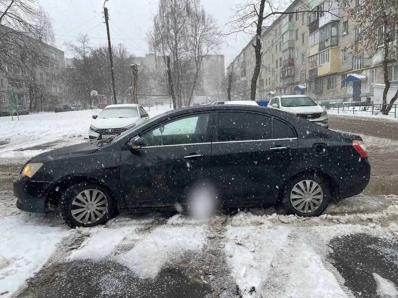 Продажа автомобиля Джелли Эмгрант 2013 года - Авто в Алатырь