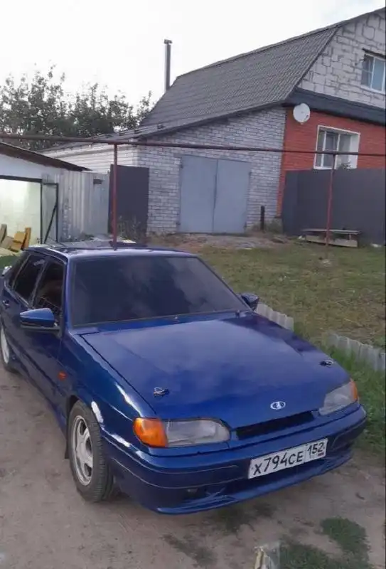 Продажа автомобиля 2005 года с пробегом 200 км