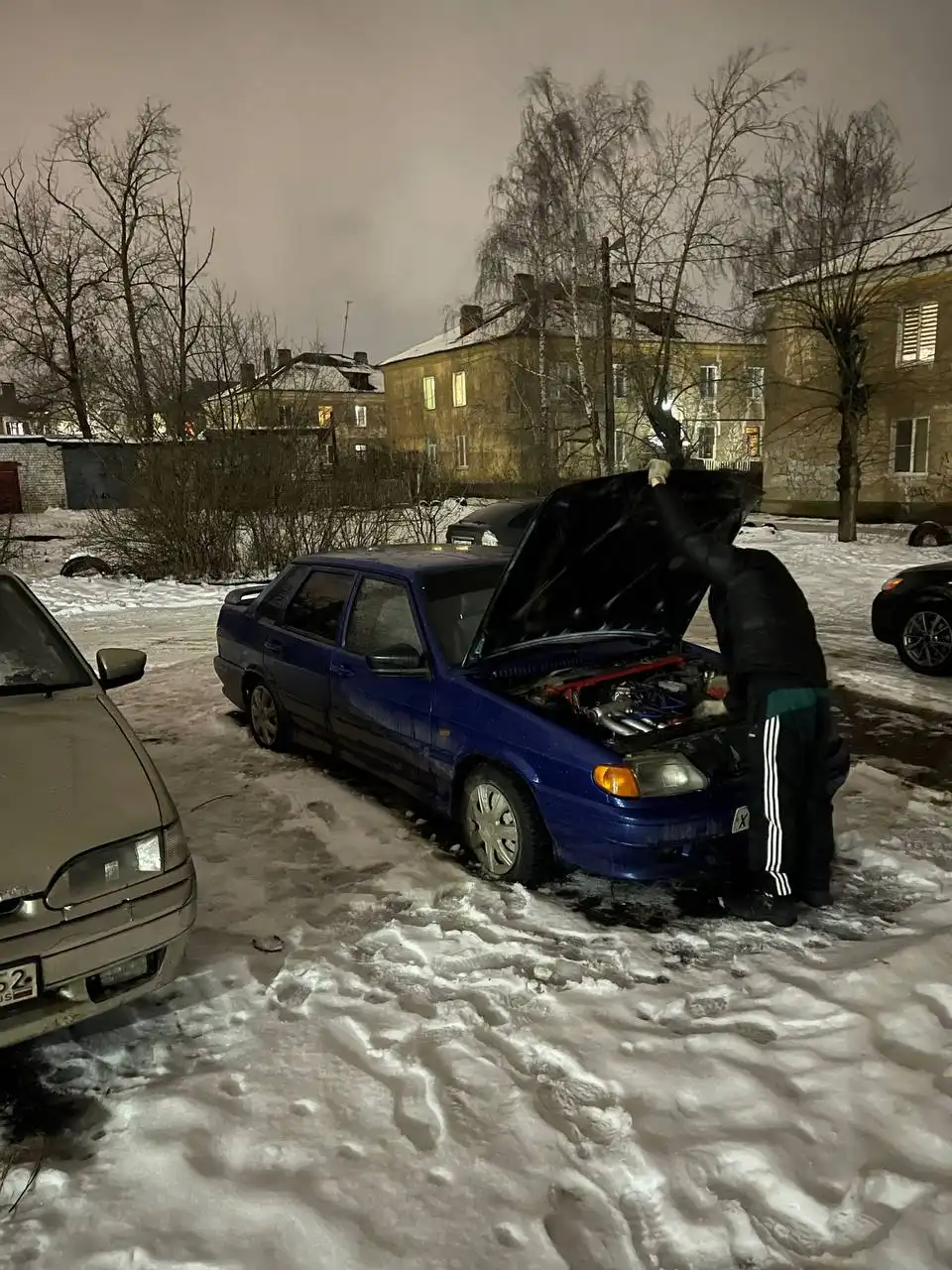 Продажа автомобиля 2005 года с пробегом 200 км