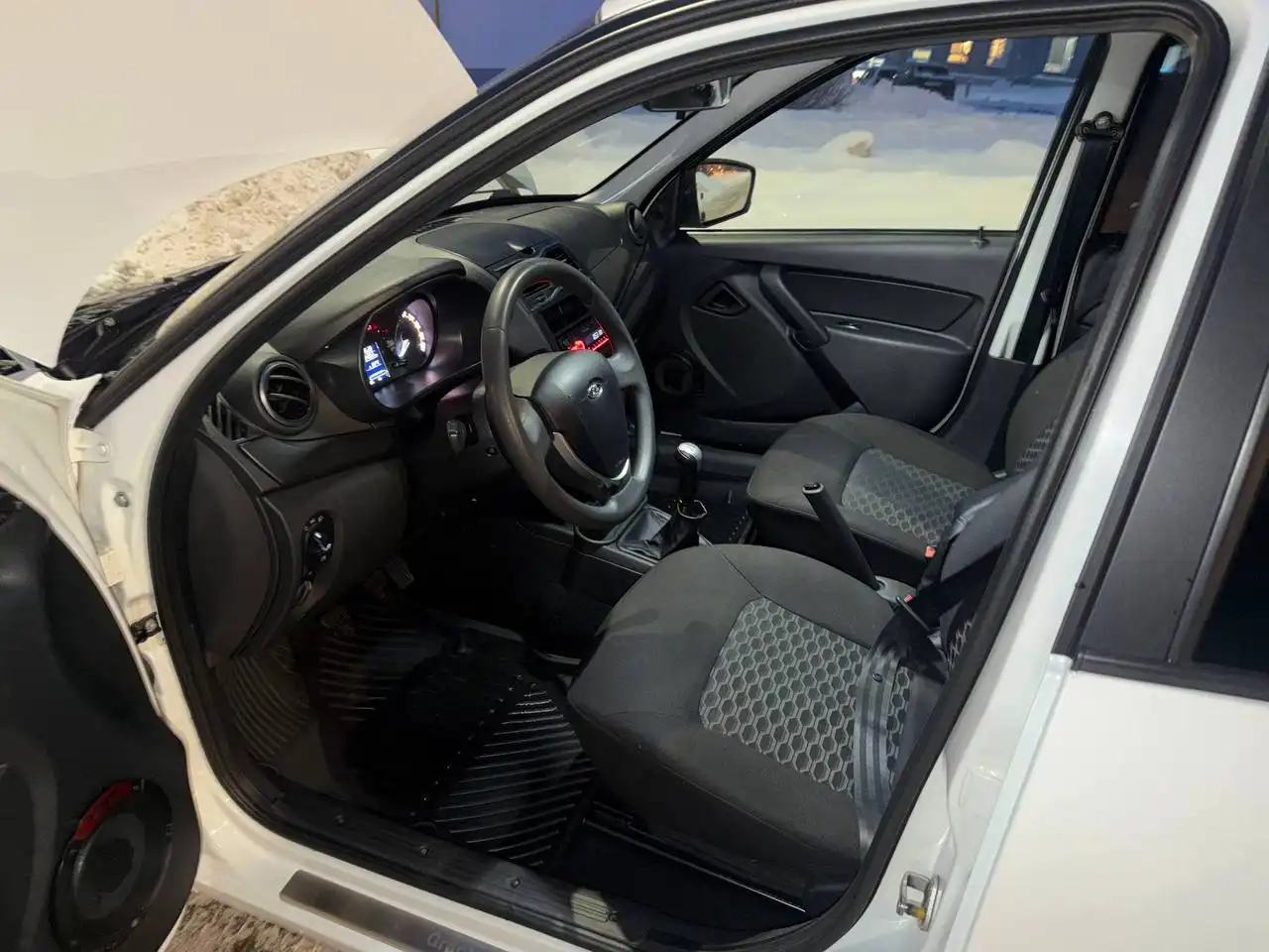 Лада Гранта 2020 года с пробегом 85 тысяч км - Легковые автомобили (Авто) в Нижний Новгород