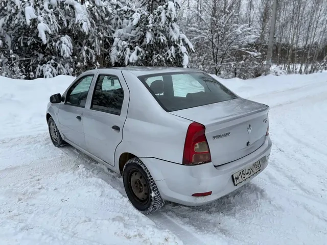 Рено Логан 2013 года, 1.4 механика, с гуром - Автомобили б/у в Нижний Новгород