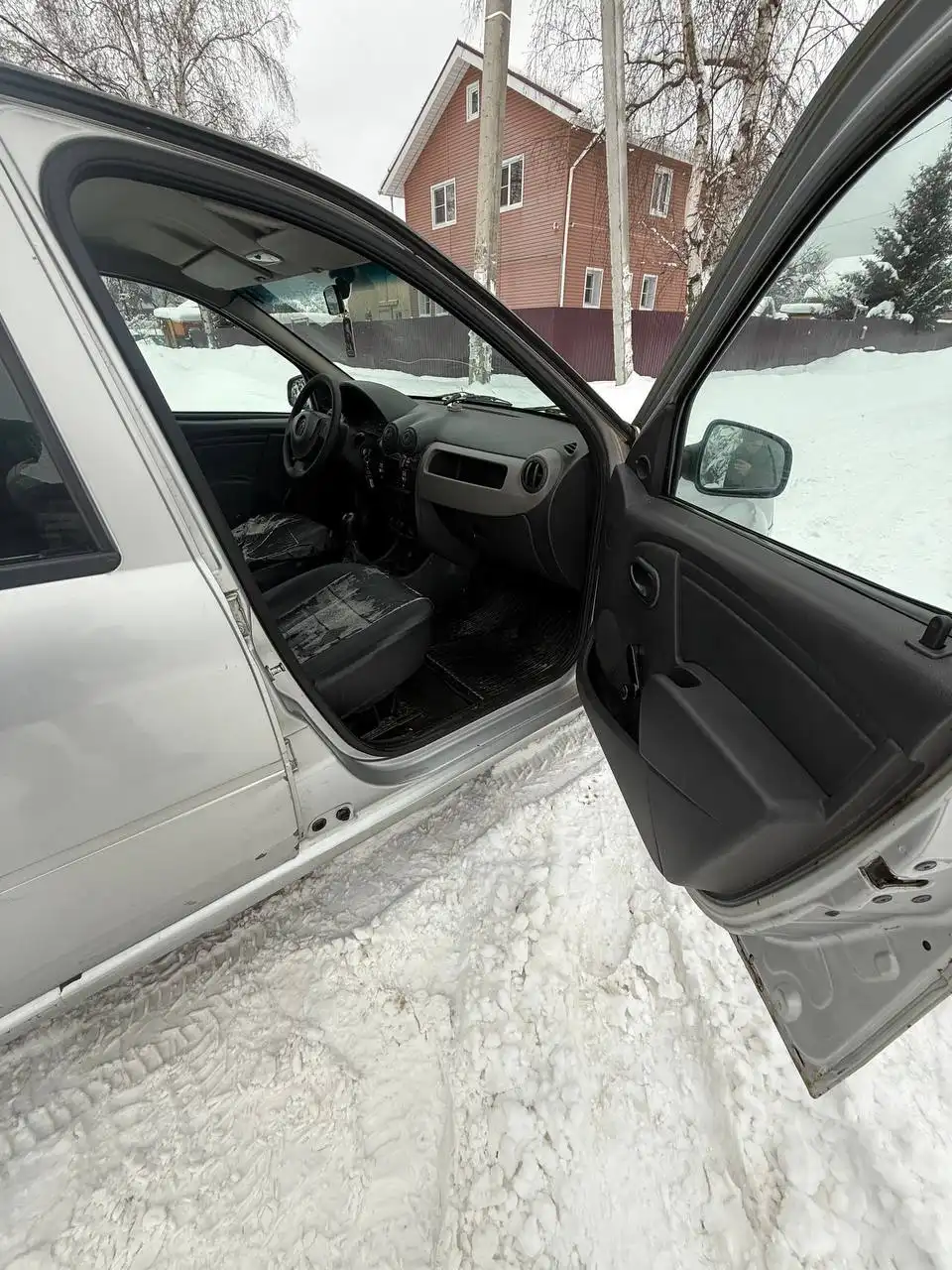 Рено Логан 2013 года, 1.4 механика, с гуром - Легковые автомобили (Авто) в Нижний Новгород