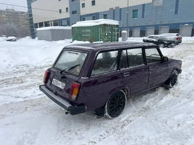 Продажа автомобиля ВАЗ 2107 2002 года - Легковые автомобили в Нижний Новгород