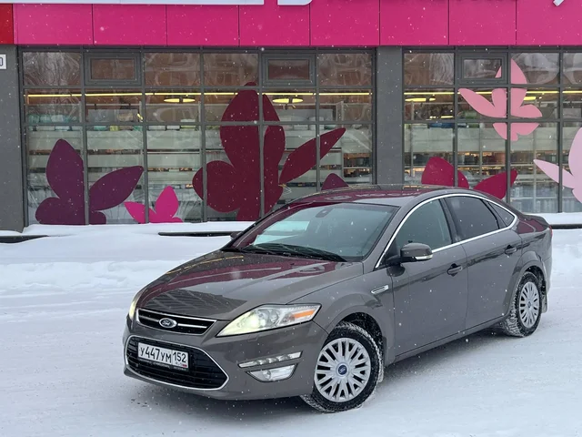 Ford Mondeo 2012 года - Легковые автомобили в Нижний Новгород