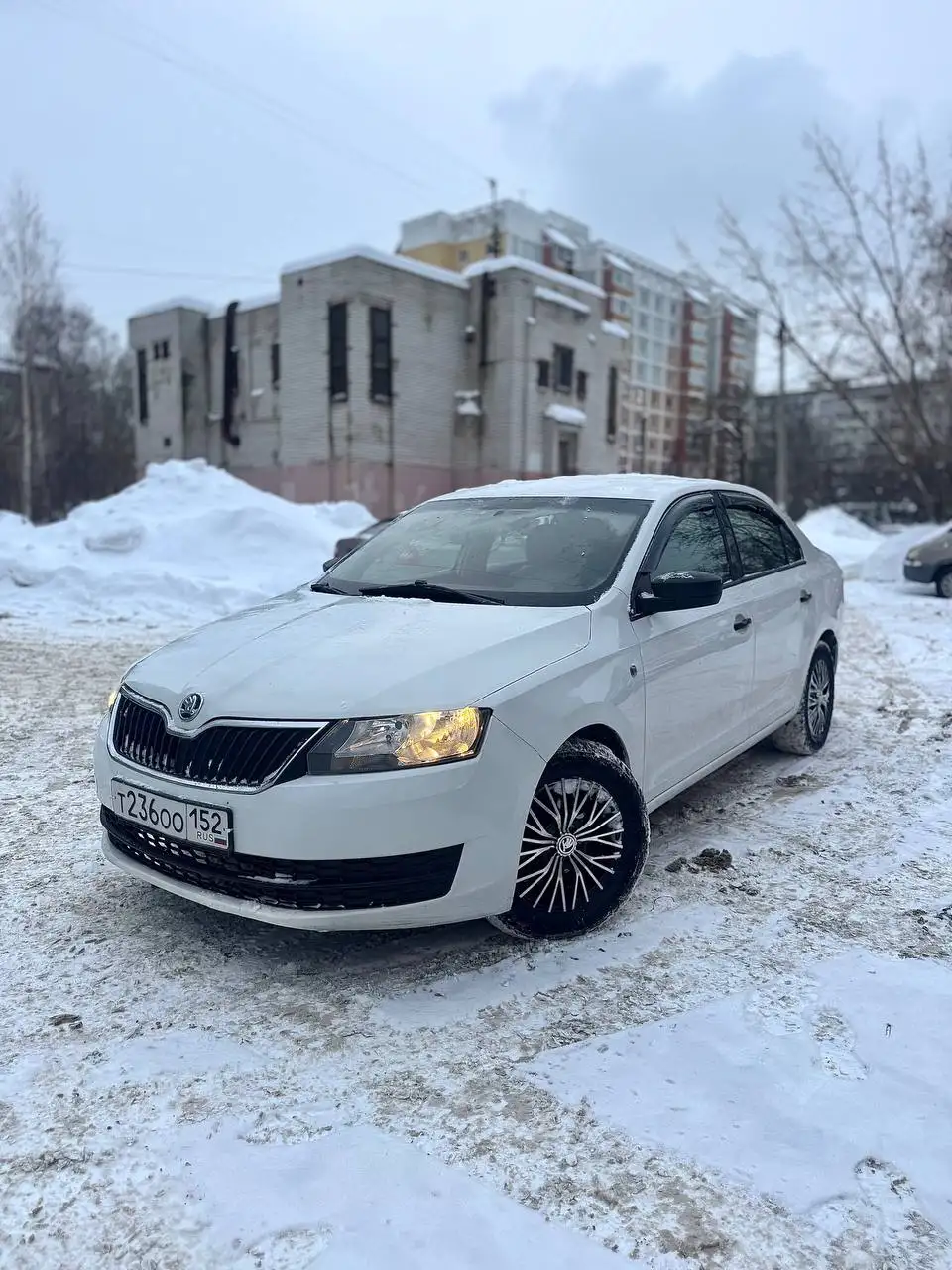 Продажа Skoda Rapid 2015 года - Легковые автомобили (Авто) в Нижний Новгород