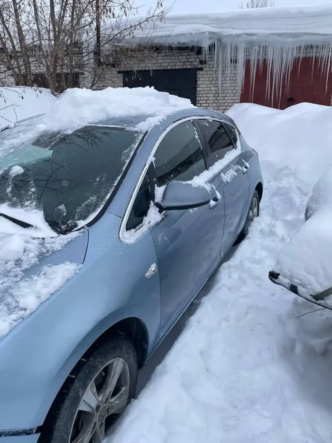 Продажа автомобиля Nissan X-Trail 2011 года с турбодизелем и АКПП - Номера в Нижний Новгород