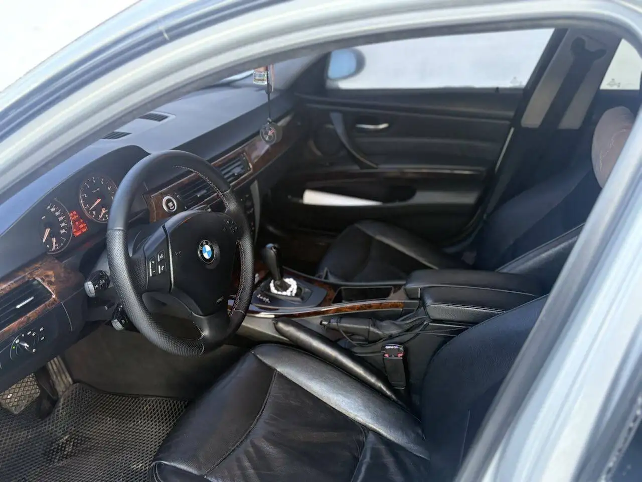 BMW E90 2005г 2.5 автомат - Авто в Нижний Новгород