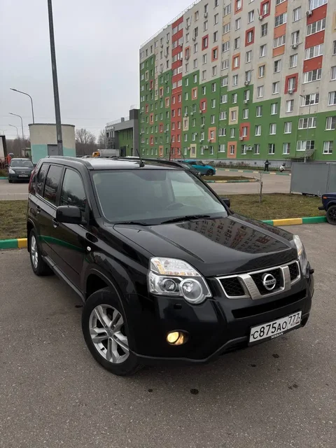Продажа Nissan X-Trail 2013 года - Грузовики и фургоны в Нижний Новгород