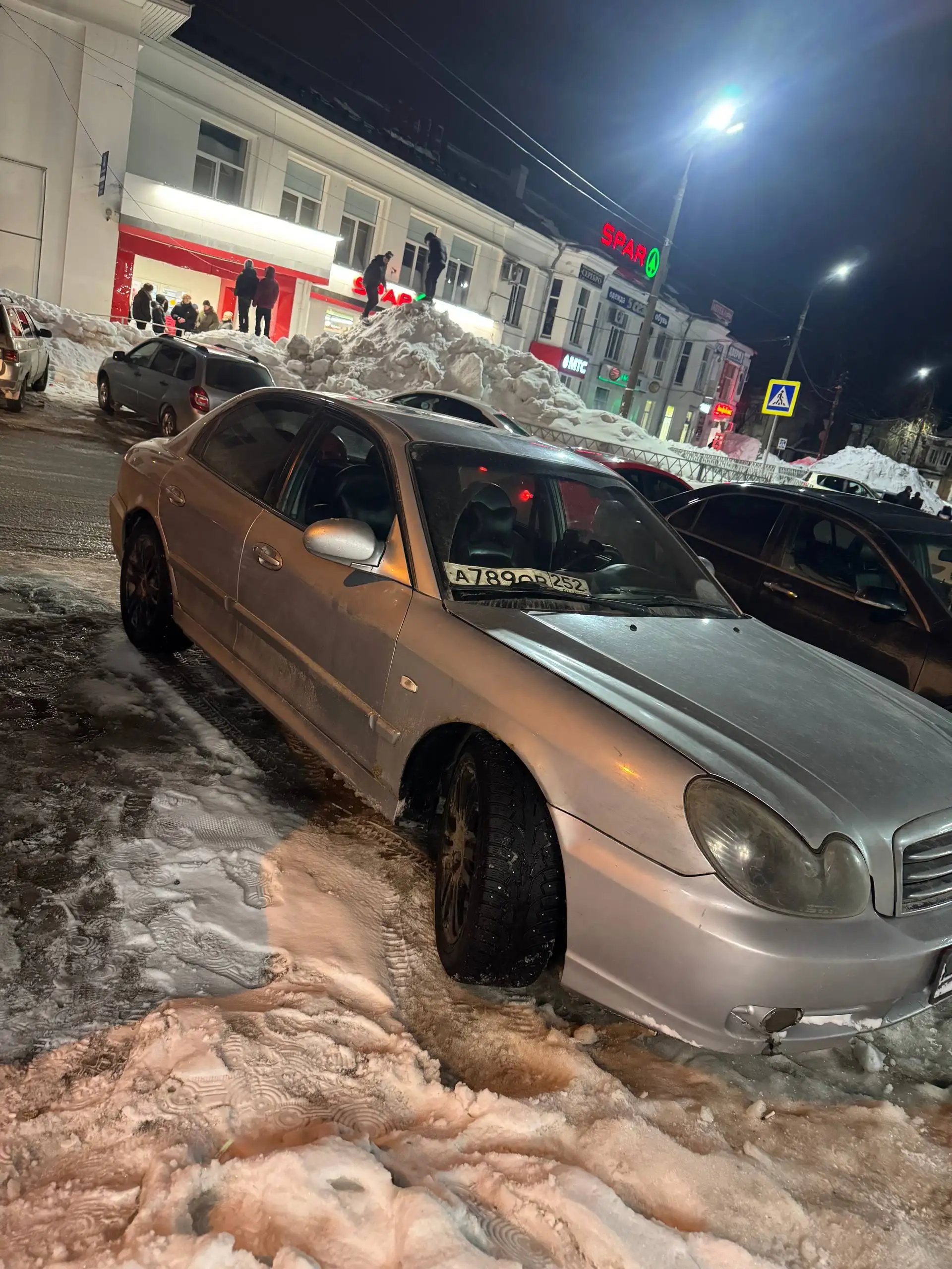 Продажа автомобилей Hyundai Sonata 2004 и Mercedes-Benz W220 2001 - Легковые автомобили (Авто) в Выкса