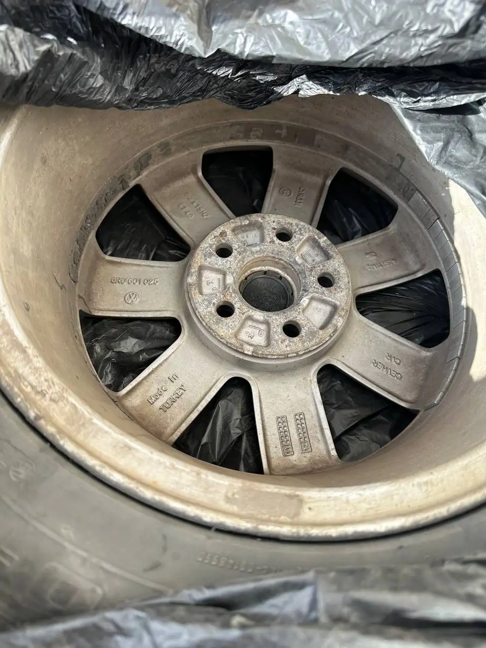 Комплект шин 195/55/R15 - Шины (Авто) в Нижний Новгород