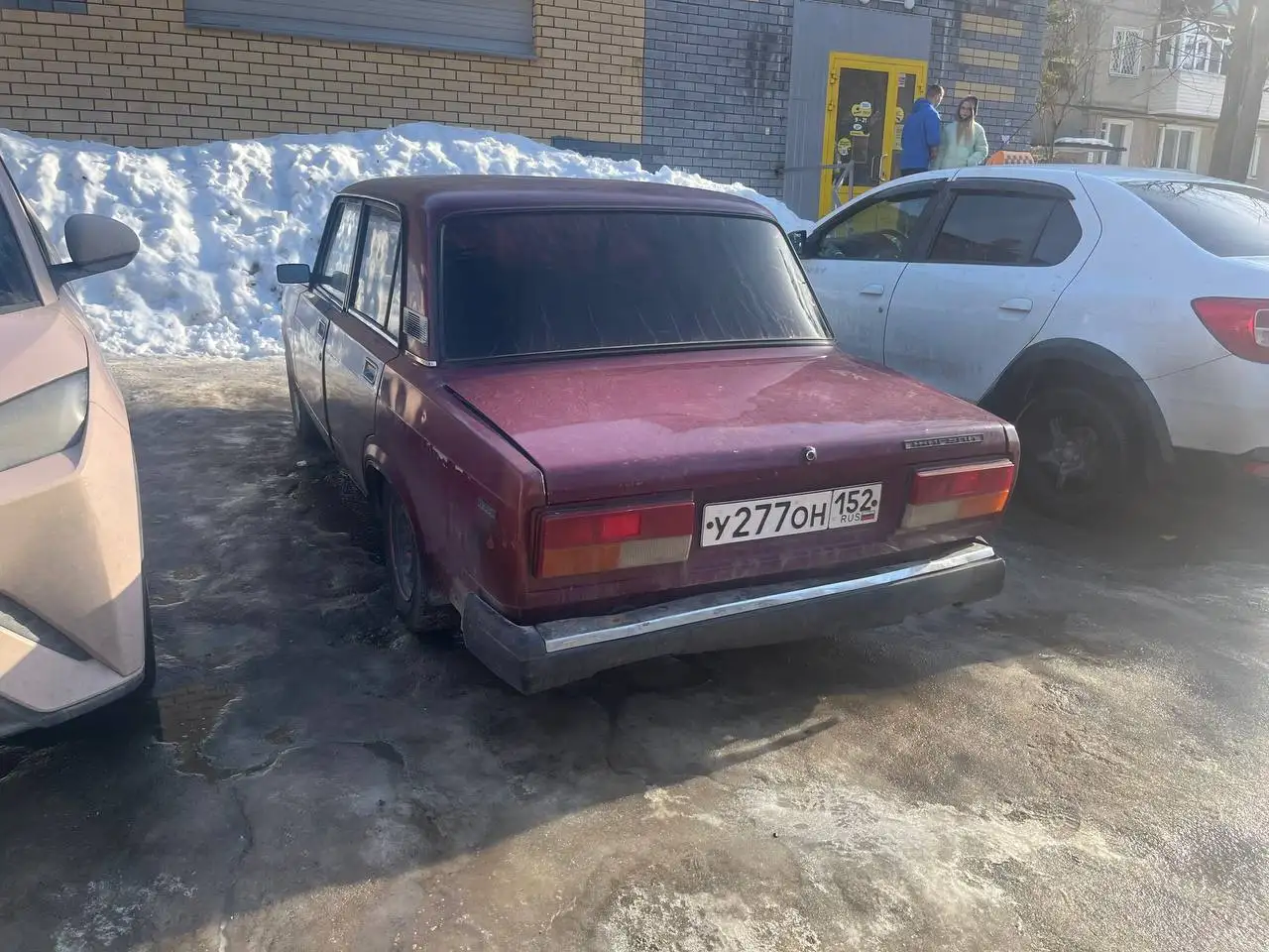 ВАЗ 2107 (Карб) на полном ходу с чистыми документами - Легковые автомобили (Авто) в Нижний Новгород