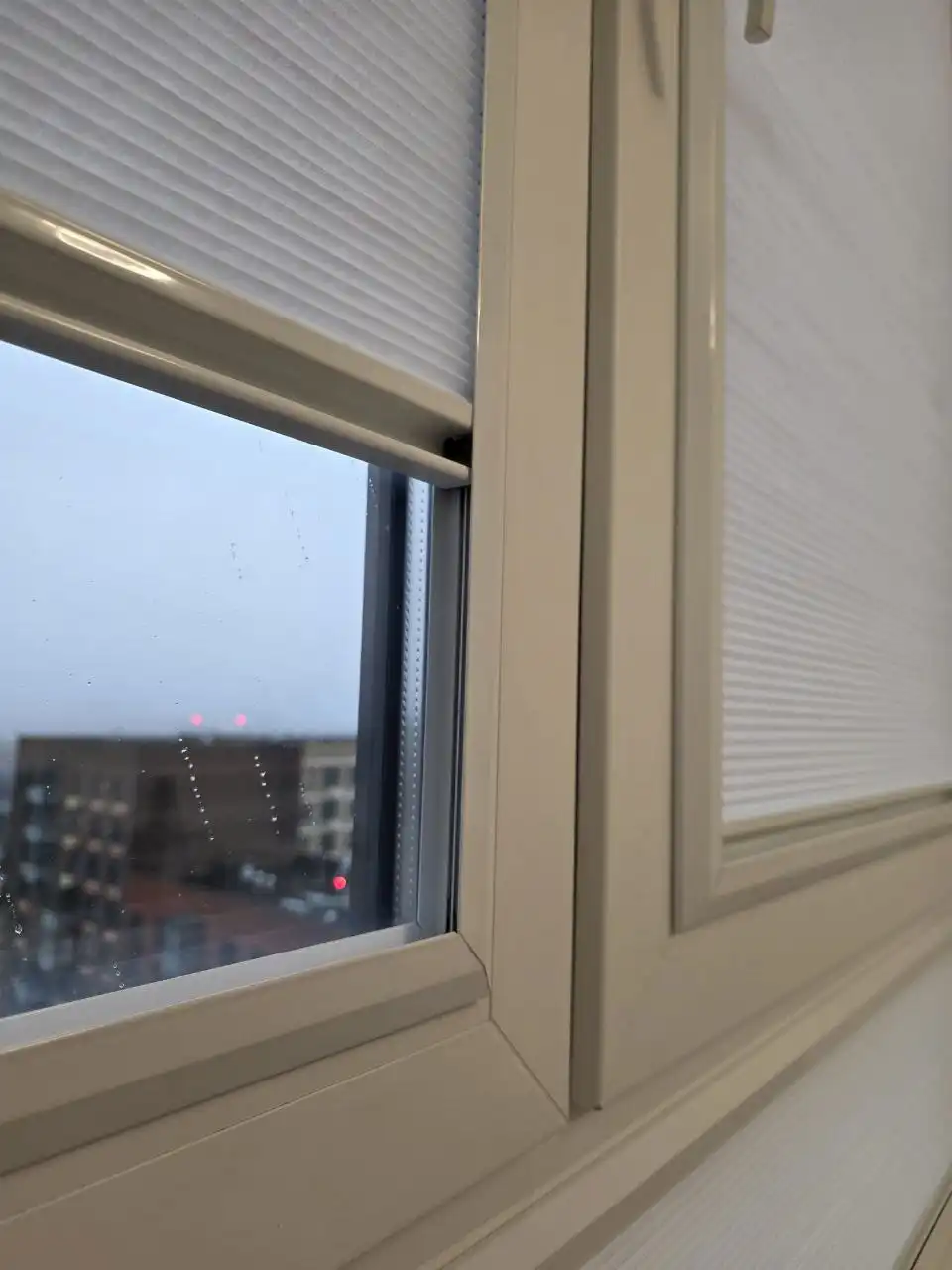 Блэкаут-шторы без сверления