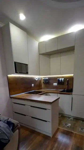 Производство корпусной мебели под заказ - Юридические услуги в Химки